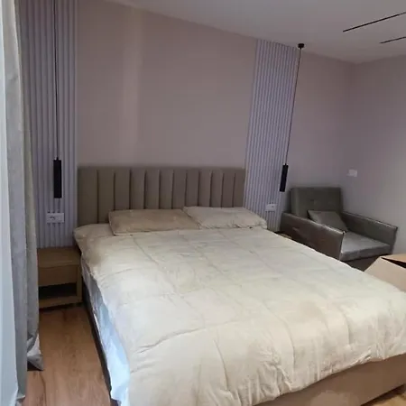 Appartement Henry's Tirana